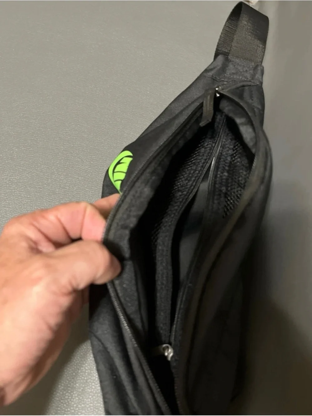 Nike Men's Black Fanny Pack with Green Logo